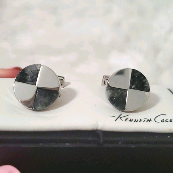 Kenneth Cole Granite & Sterling silver cuff links - Picture 5 of 7